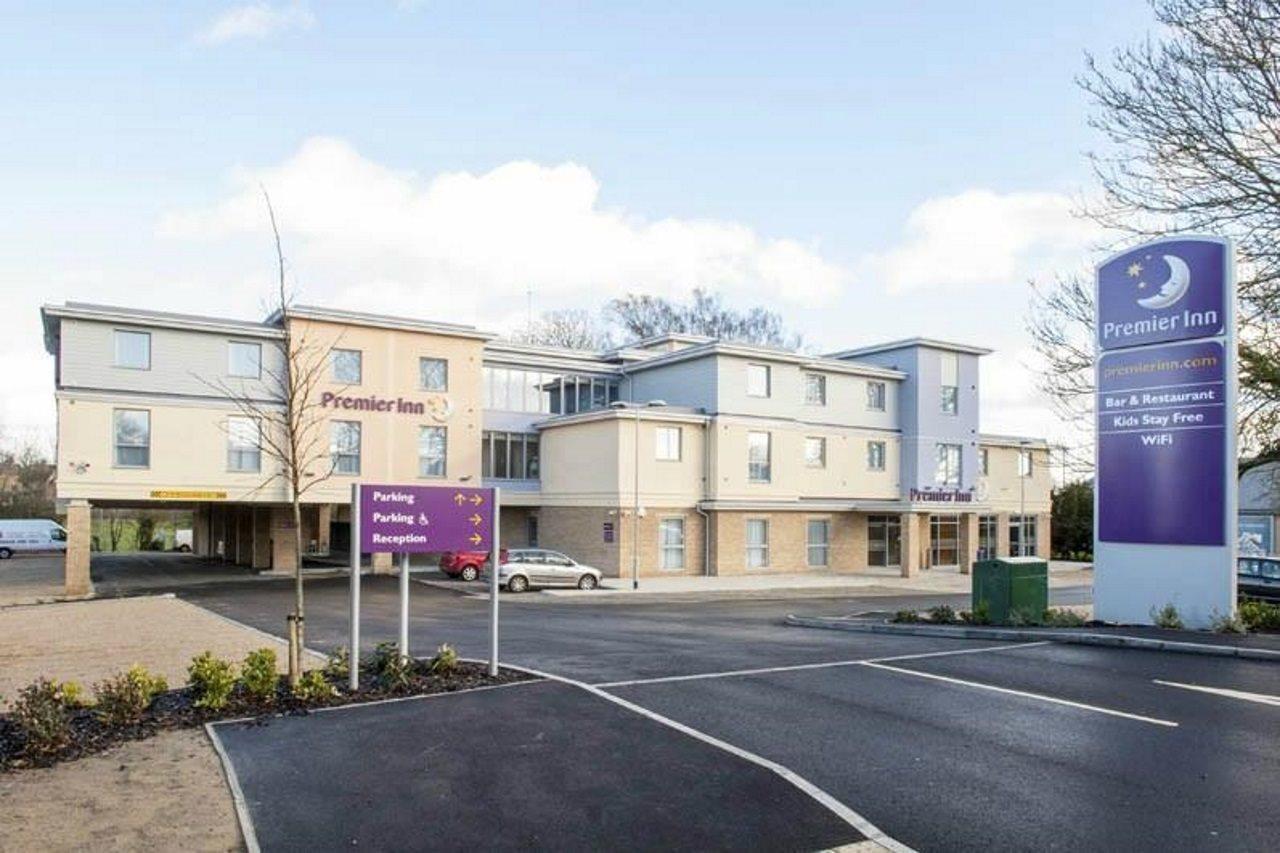 Premier Inn Premier Inn Witney Esterno foto
